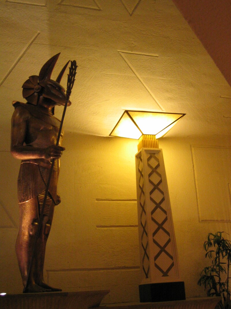 Luxor Statue